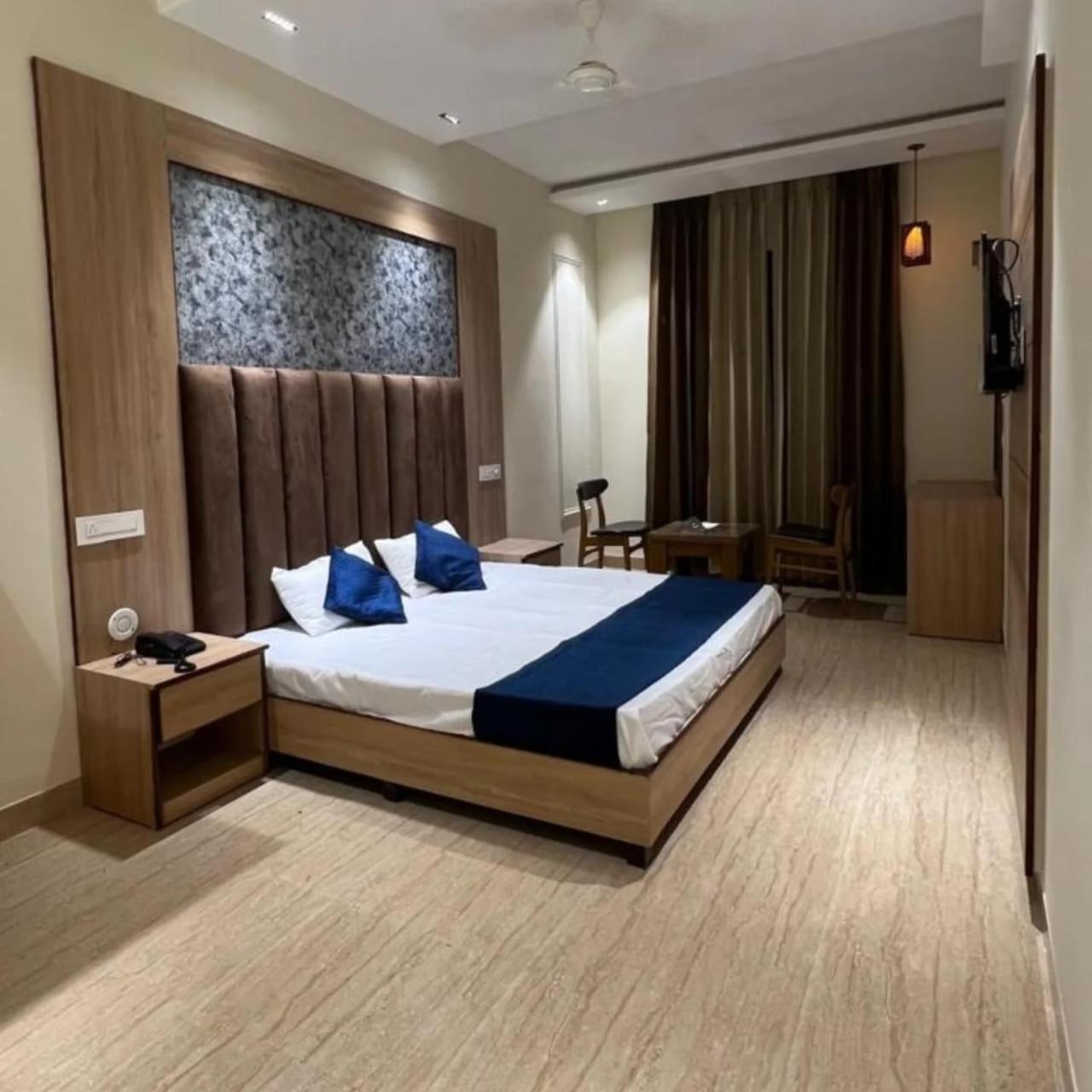 The Hotel Soho Zirakpur Εξωτερικό φωτογραφία